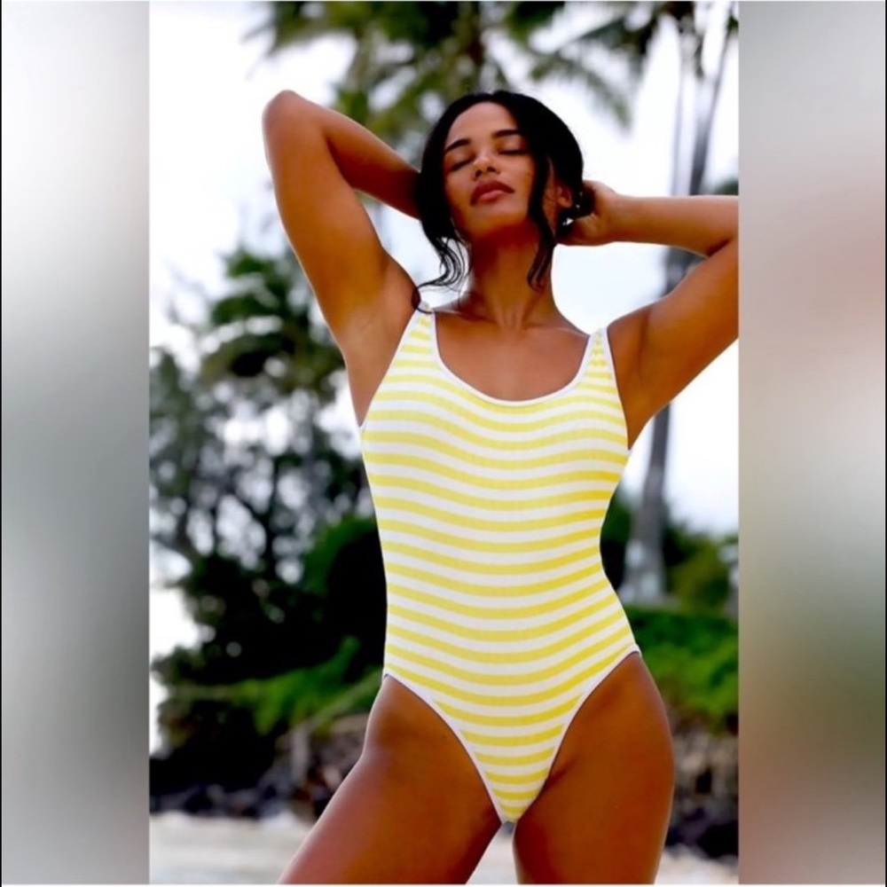 NWT Solid & Striped Anne-Marie Ribbed One Piece Lemon stripe